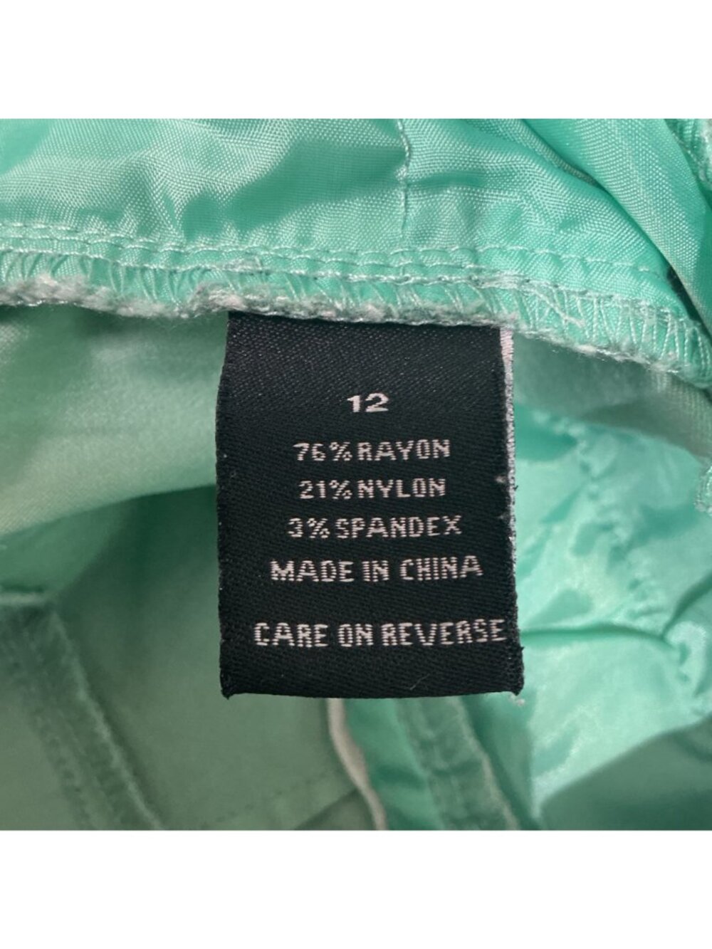 Briggs Women's Mint Green Bermuda Shorts Size 12 - Picture 4 of 8